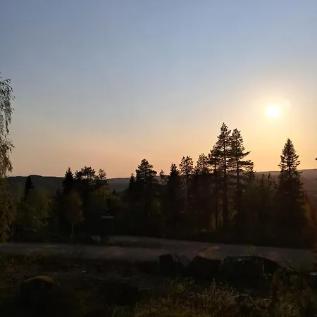 Huipunpuisto, Pikku-Syötteen huipulla