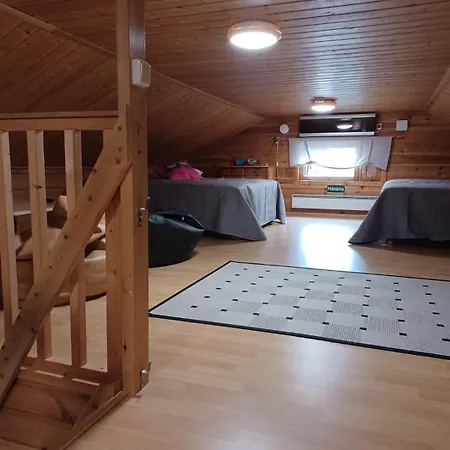 Huipunpuisto, Pikku-Syötteen huipulla * Iso-Syöte