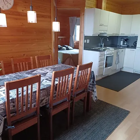 Huipunpuisto B, Saehkoeauton Lataaminen Sisaeltyy Vuokraan Feriehus *