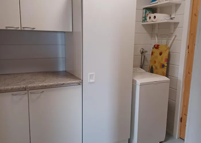 度假居 Huipunpuisto B, Pikku-Syoetteen Hissilippu Sekae Saehkoeauton Lataaminen Sisaeltyvaet Vuokraan *